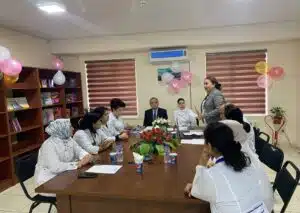 Izlanuvchi  yosh pediatr"