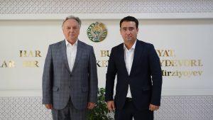 espublika ilmiy-amaliy tibbiy ekspertiza va reabilitatsiya markazi direktori, taniqli olim, tibbiyot fanlari doktori, professor Smychek Vasiliy Borisovich rasmiy tashrif buyurdilar