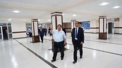 Toshkent pediatriya tibbiyot instituti hududida joylashgan Akademik litsey