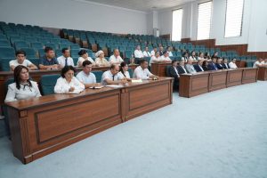 Ayni damda Toshkent davlat tibbiyot universiteti rektori Shuxrat Boymuradov boshchiligidagi delegatsiya Termiz filialida uchrashuv va muzokaralar olib bormoqda.