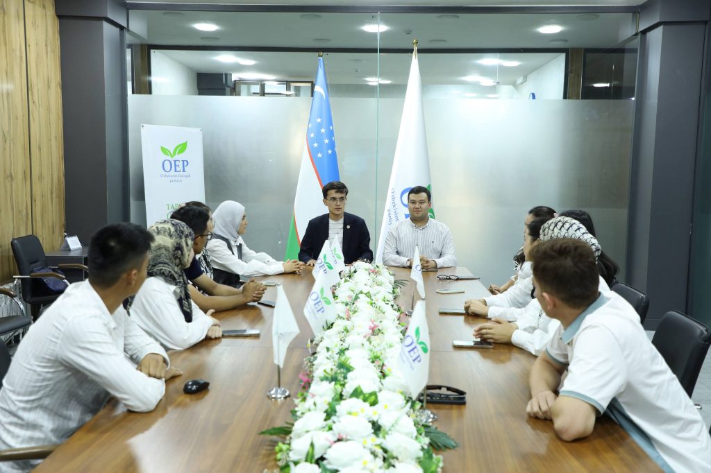 Toshkent davlat tibbiyot universitetida muhim loyiha “Ekomed” va “Delay Dobro” jamoalariga topshirildi