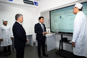 Prezidentimiz tibbiyotni raqamlashtirish va tibbiy ta’limni takomillashtirish rejalari bilan tanishdi